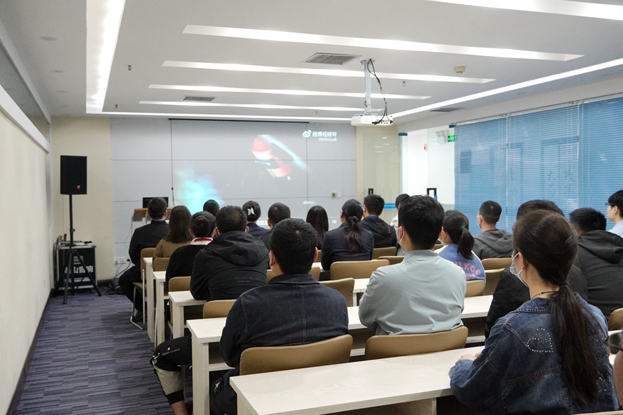 一切为了劳动者健康：av片网_欧美一区二_成人中文视频_在线成人免费观看_免费色网址_久久精品99组织开展《职业病防治法》培训活动